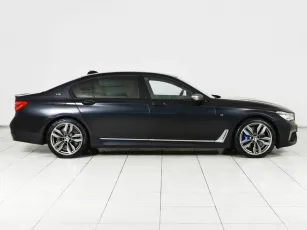 BMW  4