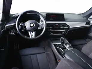 BMW  6