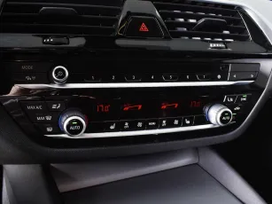 BMW  12