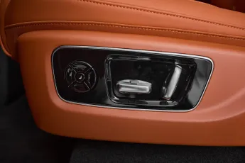 Li Auto (Lixiang)  15