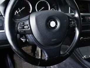 BMW  10