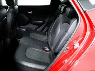 Hyundai  11