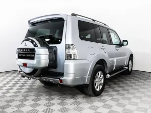 Mitsubishi  3