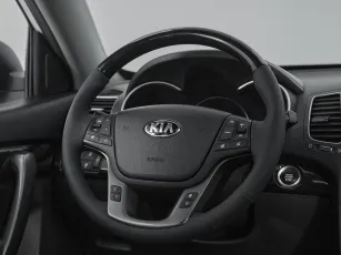 Kia  11