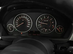 BMW  10