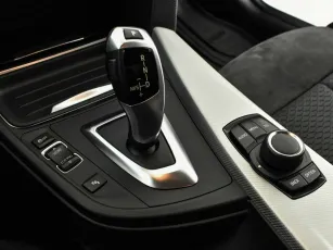 BMW  8