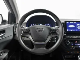 Hyundai  7