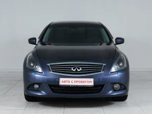 Infiniti  2