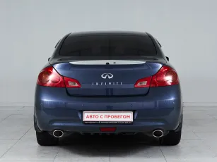 Infiniti  5