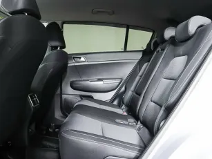 Kia  15