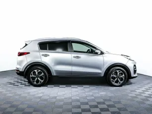 Kia  4