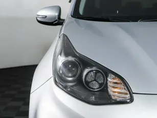 Kia  7