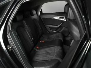 Audi  10