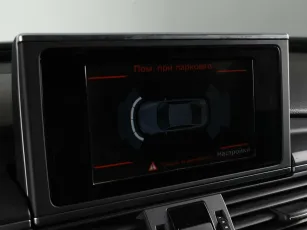 Audi  9