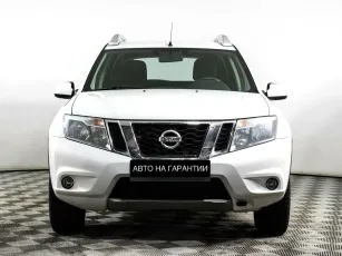 Nissan  2