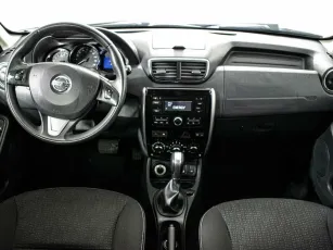 Nissan  6