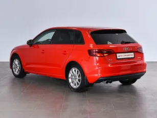Audi  3