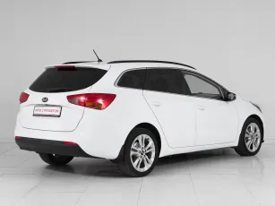 Kia  6