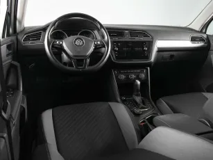 Volkswagen  6