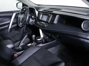 Toyota  11