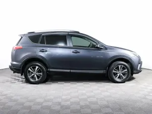 Toyota  4
