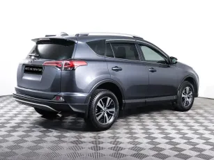Toyota  5