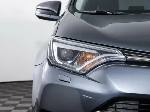 Toyota  7