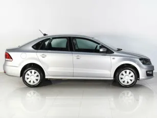 Volkswagen  4