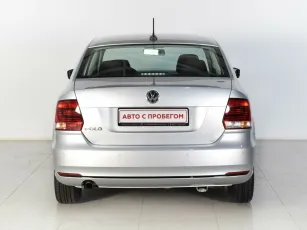 Volkswagen  5