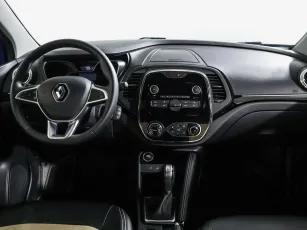 Renault  8