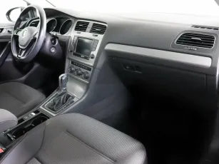 Volkswagen  6