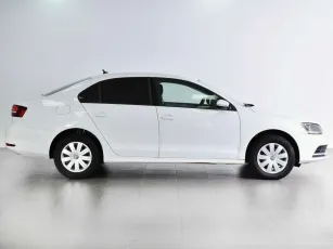 Volkswagen  4