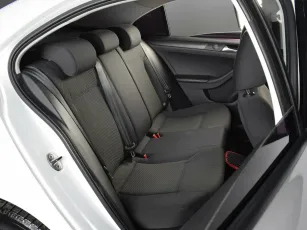 Volkswagen  9