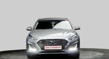 Hyundai  2