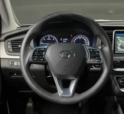 Hyundai  9
