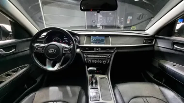 Kia  7
