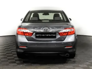 Toyota  6
