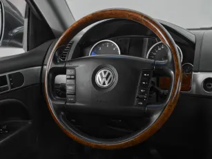 Volkswagen  10