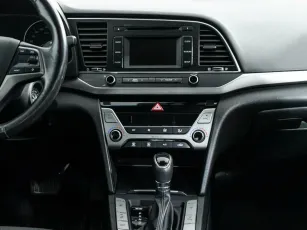 Hyundai  11