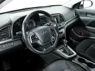 Hyundai  7