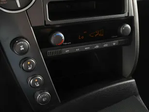 SsangYong  8