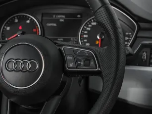 Audi  12