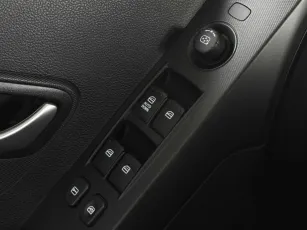 SsangYong  10