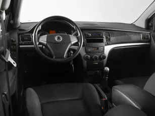 SsangYong  6