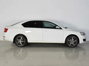 Skoda  4