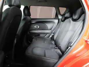 Kia  19
