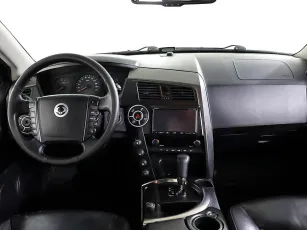 SsangYong  10