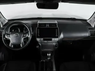 Toyota  11