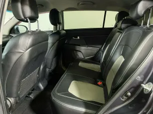 Kia  10