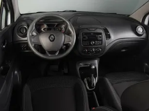 Renault  6